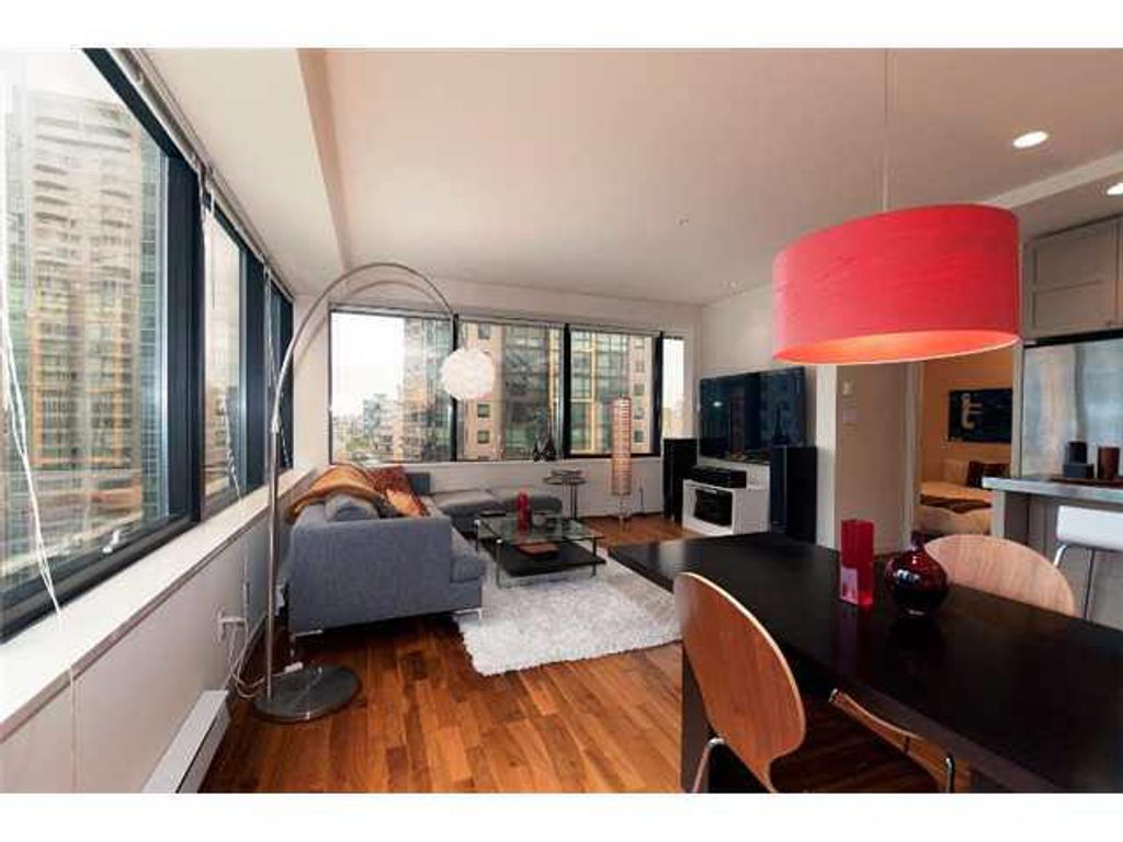 listing image 1101671611275014566