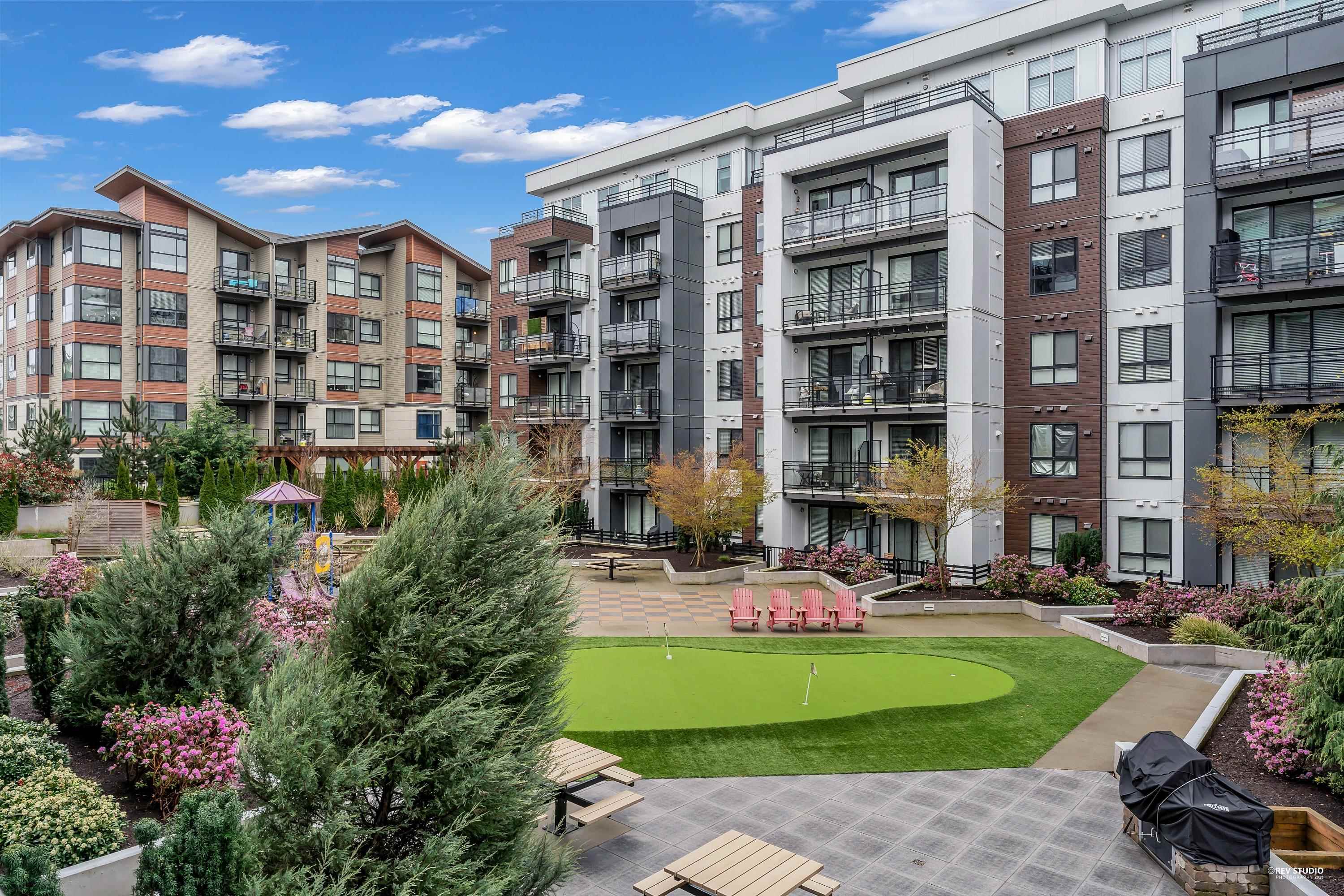 20838 78b Avenue B211