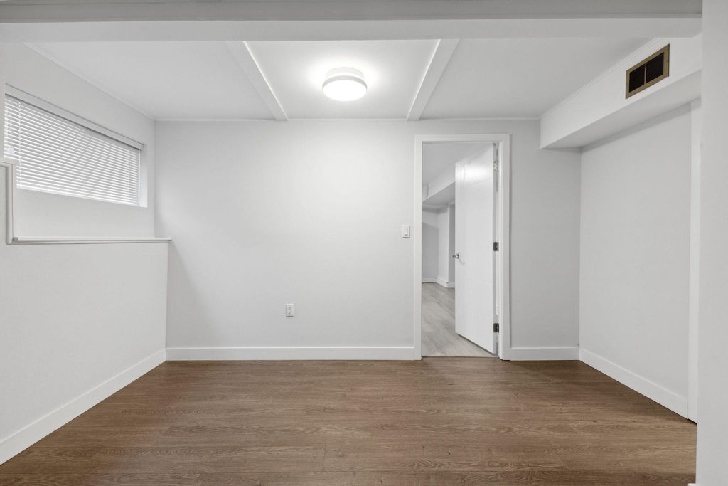 listing image 1103052530195114593