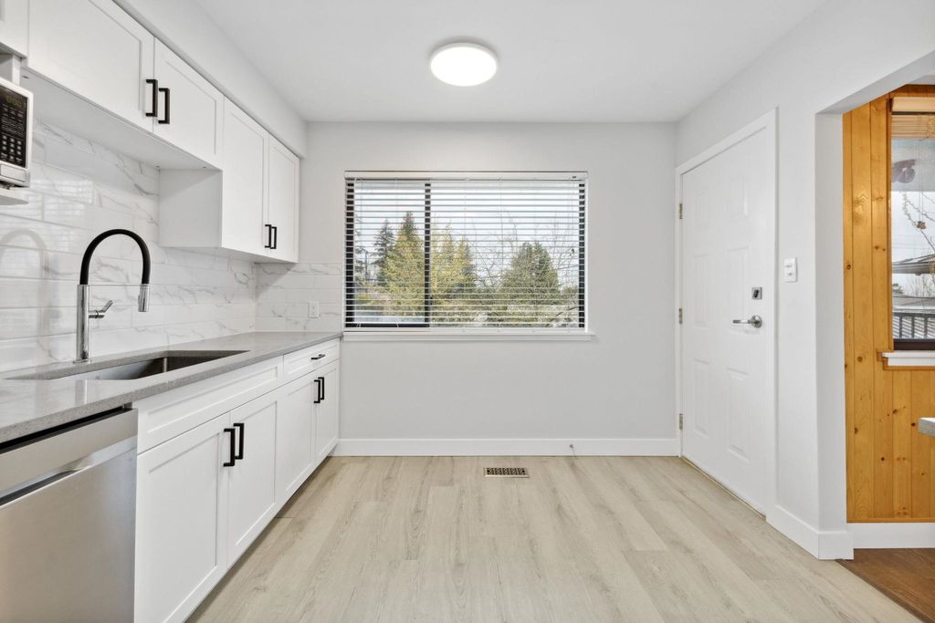 listing image 1103816992425035976