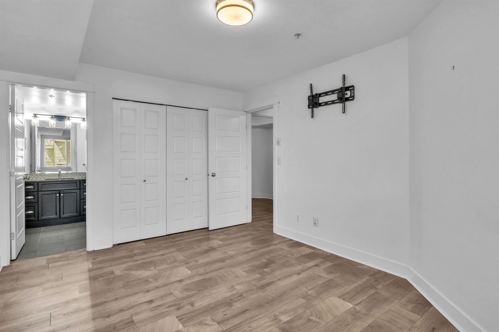 listing image 1107775851868166200