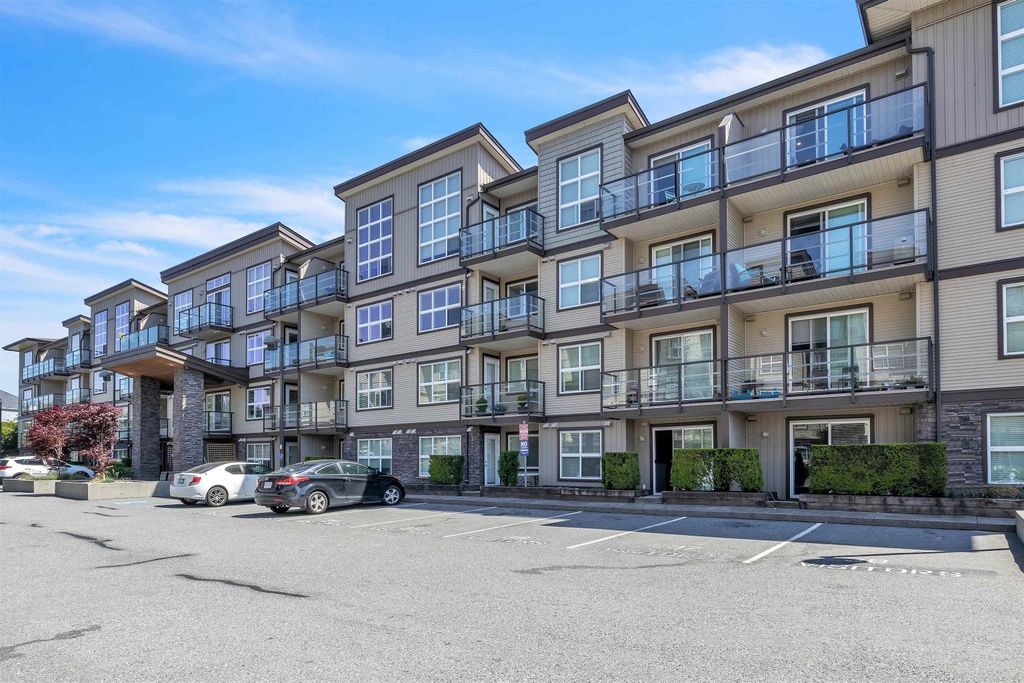listing image 1109835474202841665