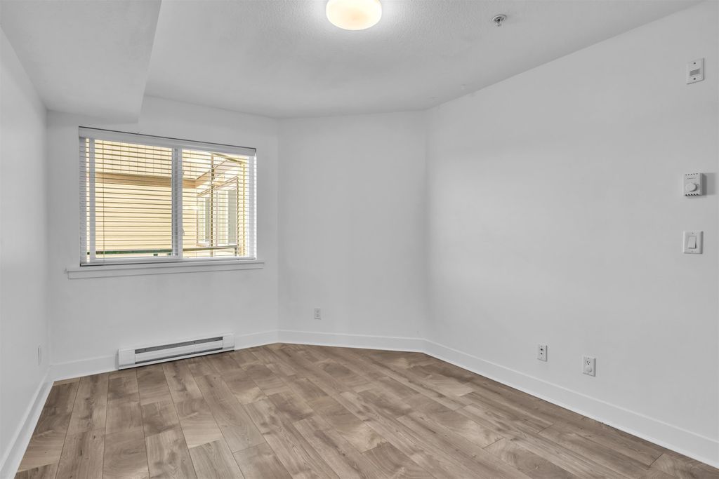 listing image 1104762327662067609