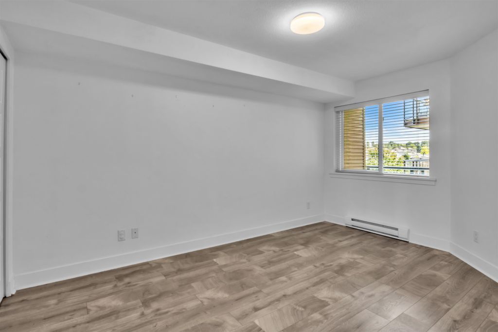 listing image 1109164631259243535