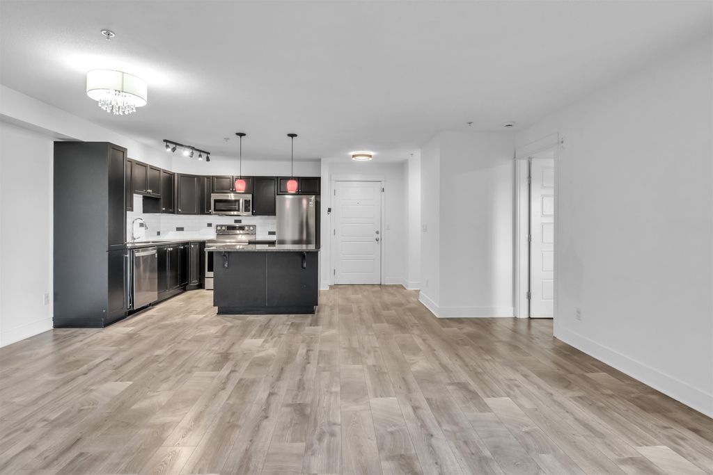 listing image 1106138625606806308