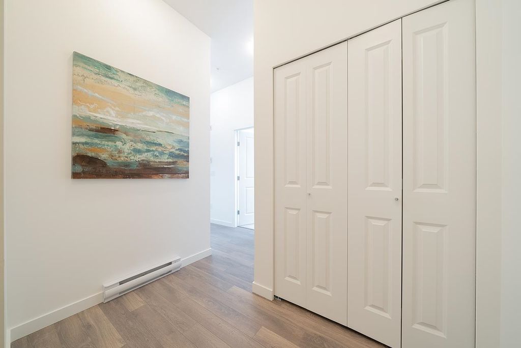 listing image 1108278802370709546