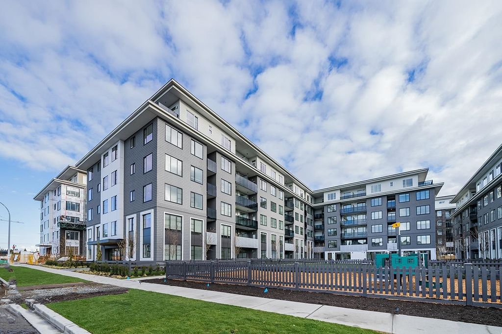 listing image 1106423584208297576