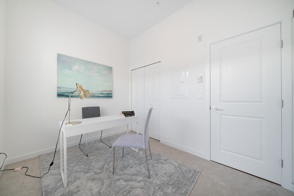 listing image 1102774093127428552