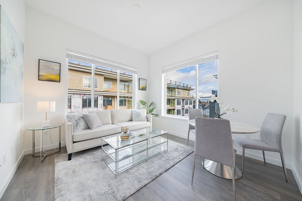 listing image 1104112930751910901