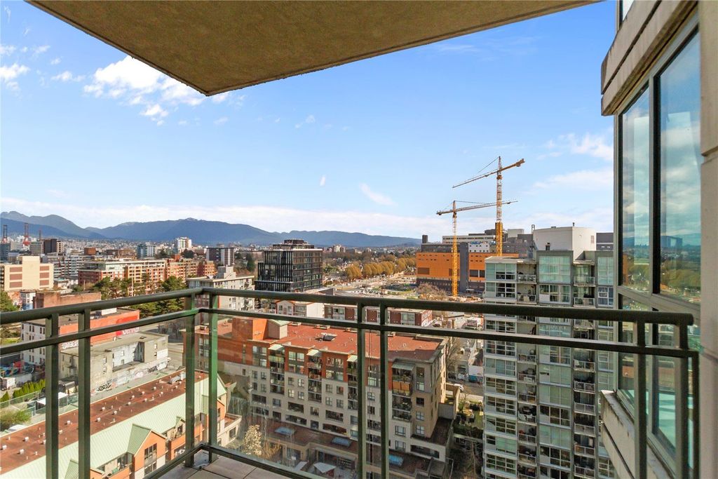 listing image 1100254673635271168