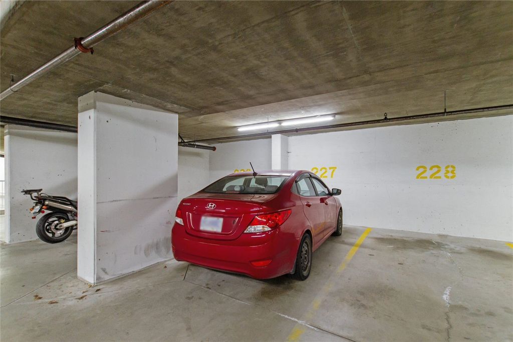 listing image 1103732459654090256