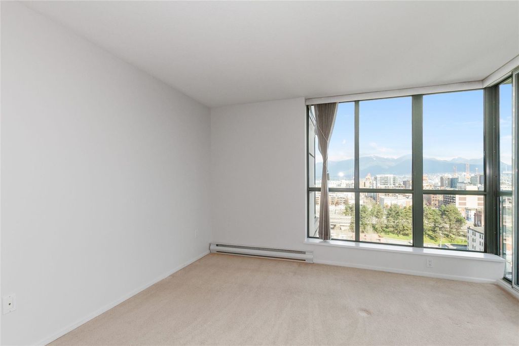 listing image 1106341241798673040