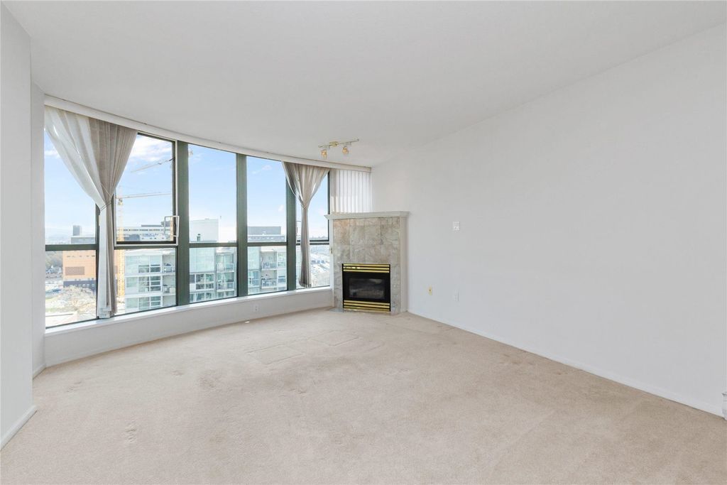 listing image 1108008811620043946