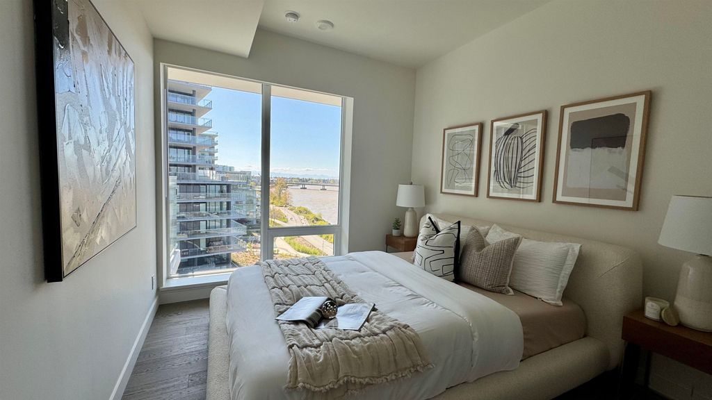listing image 1103387144191420799