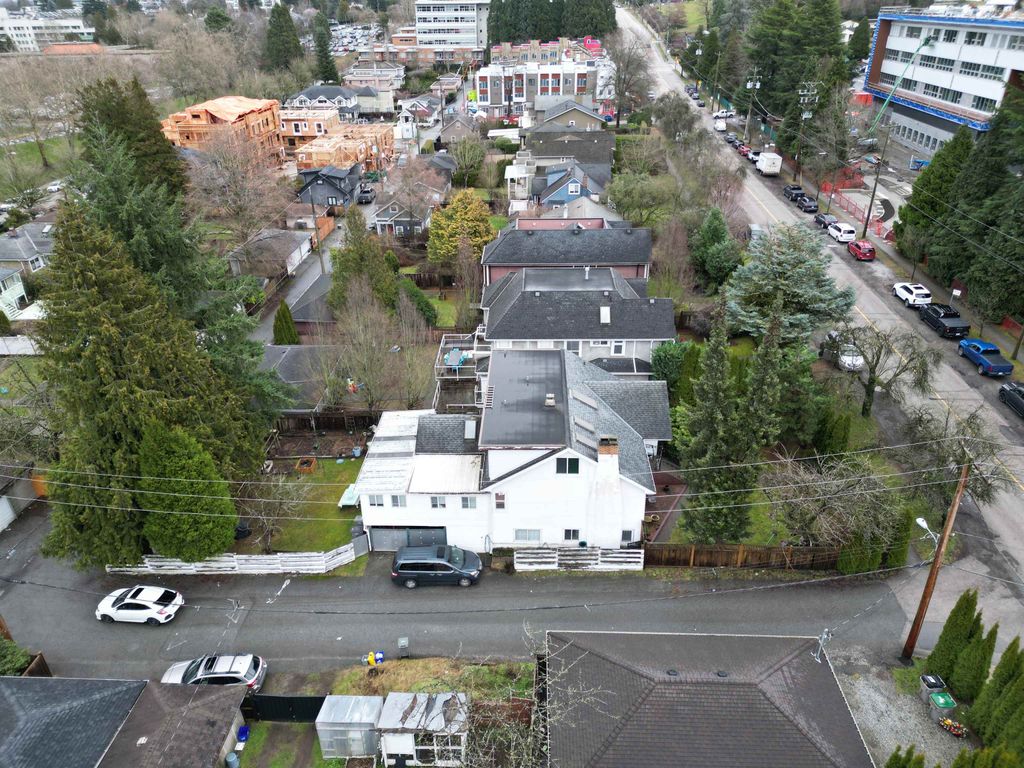 listing image 1102487145625360778