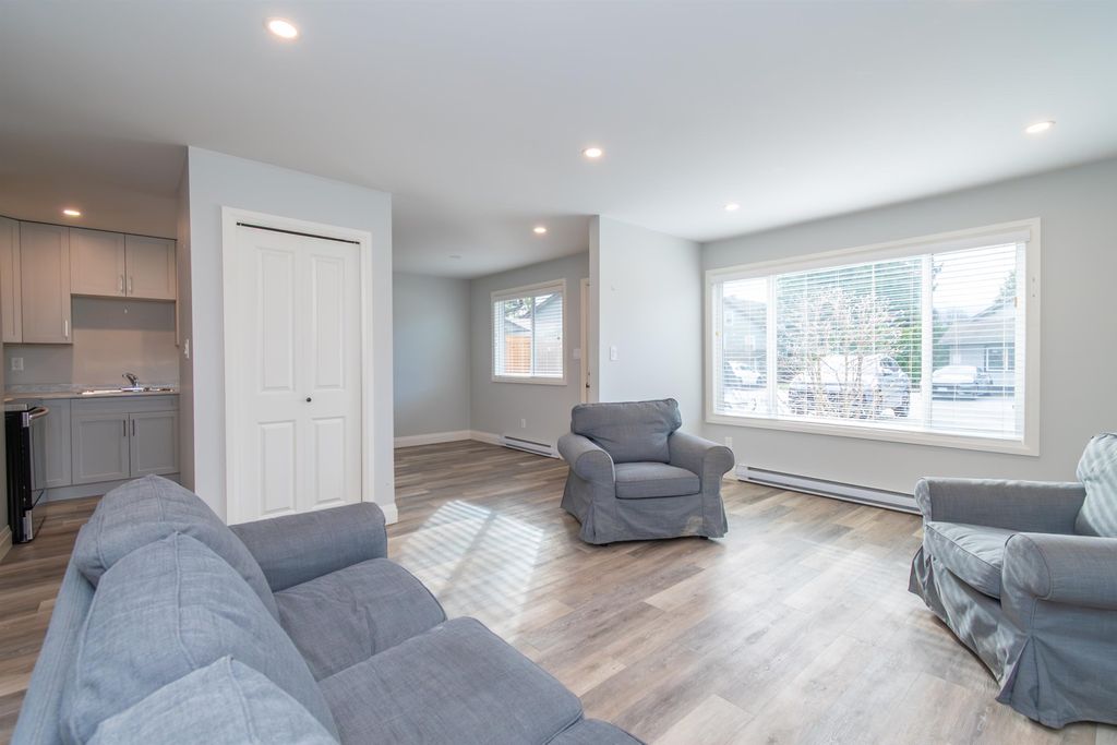 Photo of 45927 Lewis Avenue #10, Chilliwack, BC V2P 3C3 (MLS # R3105375)