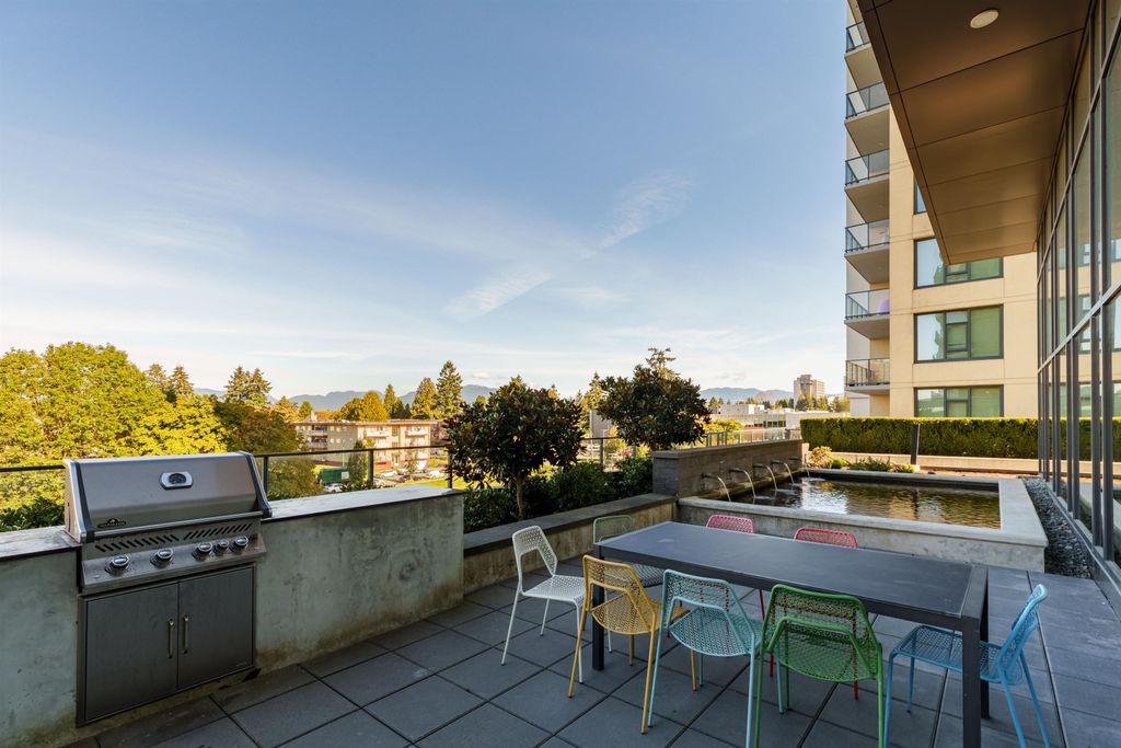 listing image 1100077278870865369