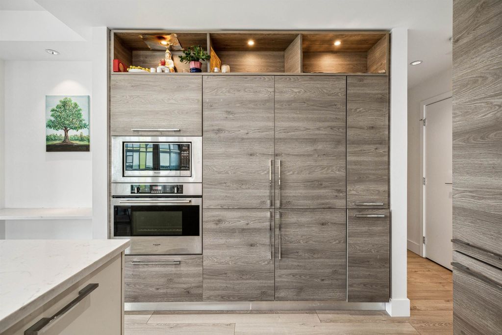 listing image 1103856009169874996