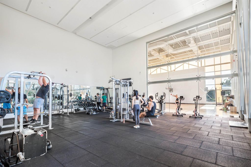 listing image 1101640981608248534