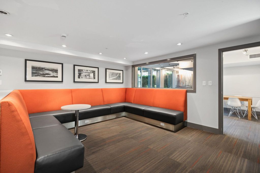 listing image 1109140663836335223