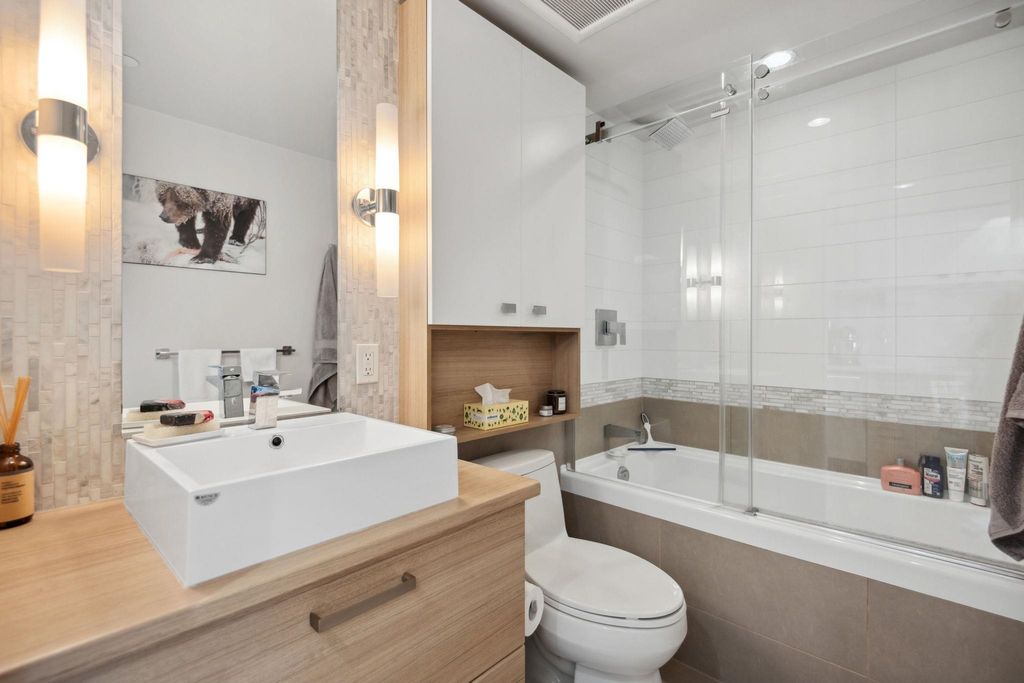 listing image 1108059243942403255