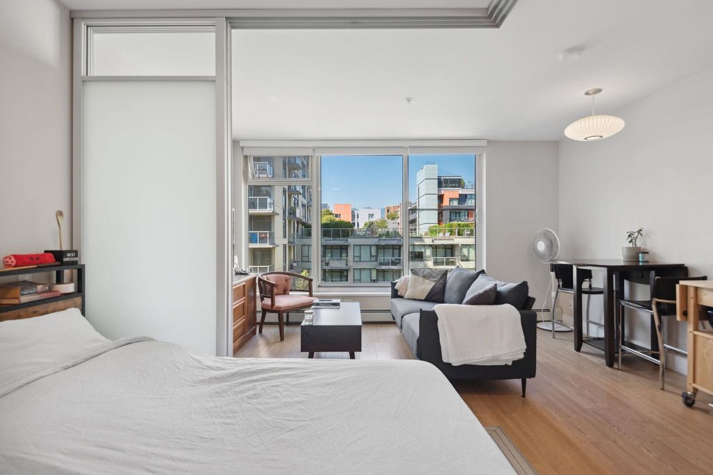 listing image 1107790092575325063