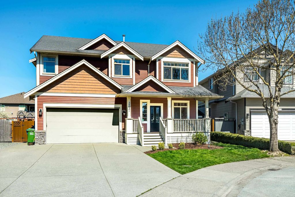 Photo of 34831 1 Avenue, Abbotsford, BC V2S 8C1 (MLS # R3128268)