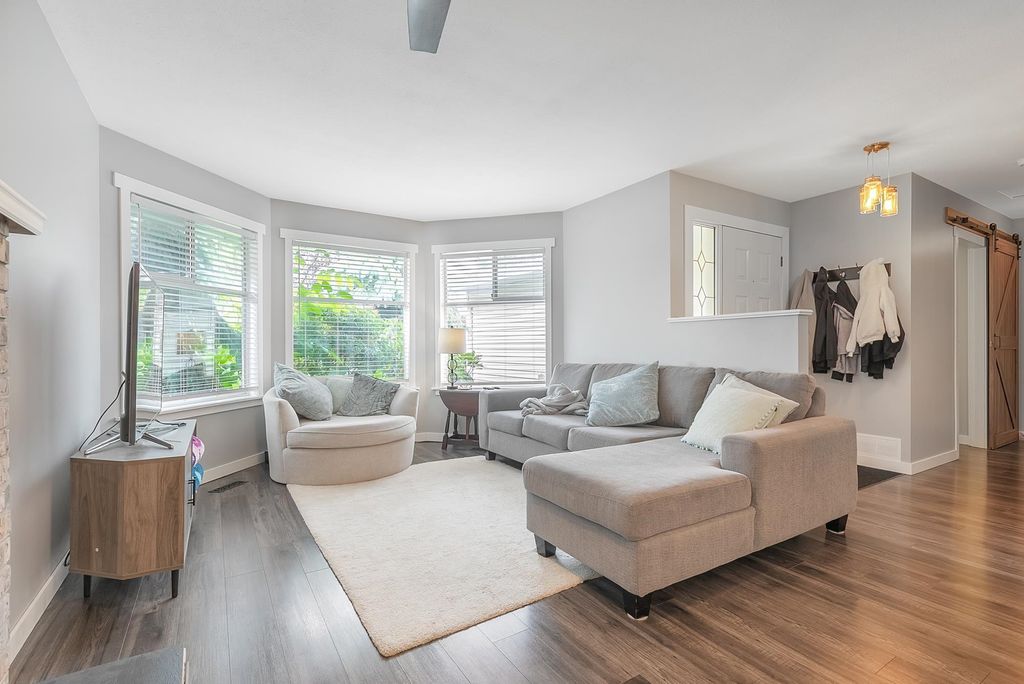 Photo of 9286 212 Street, Langley, BC V1M 2B5 (MLS # R3097650)