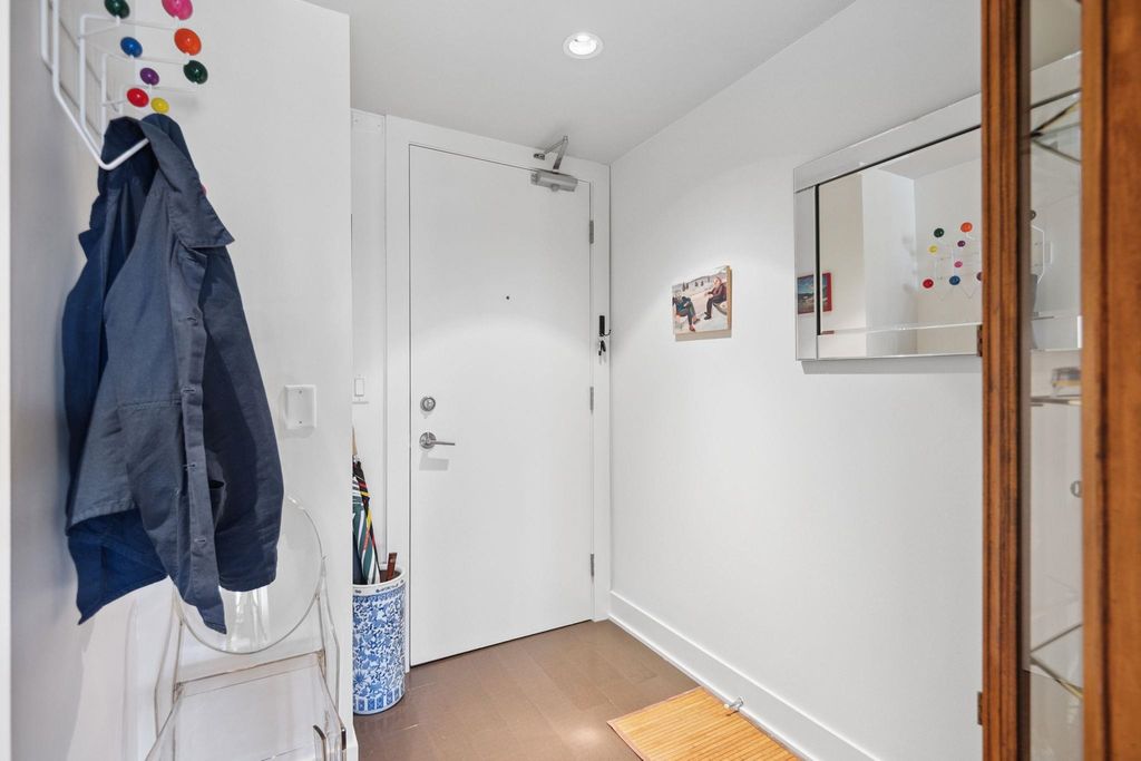 listing image 1103229921687282123