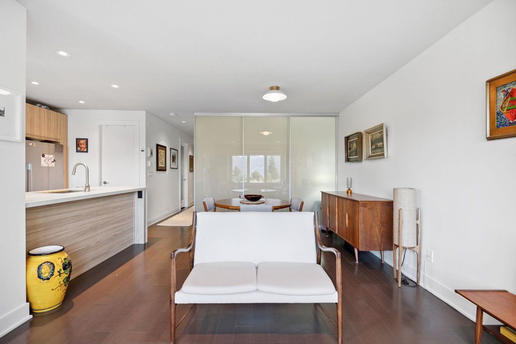 listing image 1102176982156542258