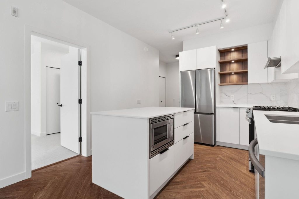 listing image 1107503296622838647