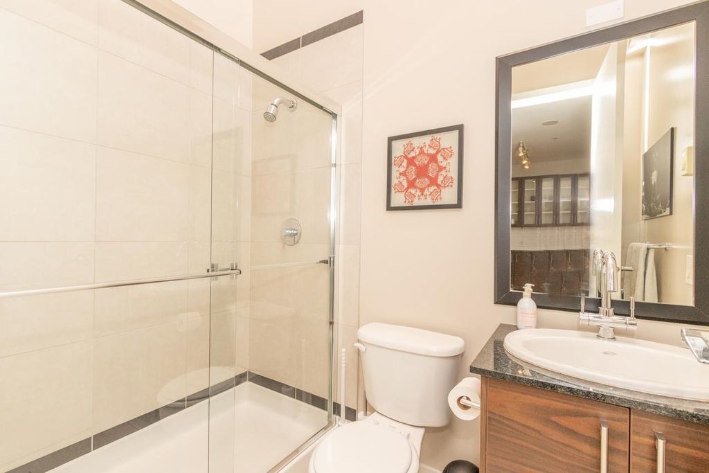 listing image 1108209810361312611