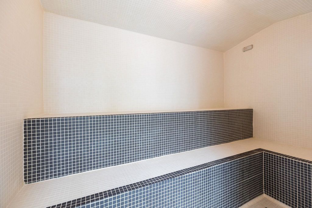 listing image 1109635391022221345