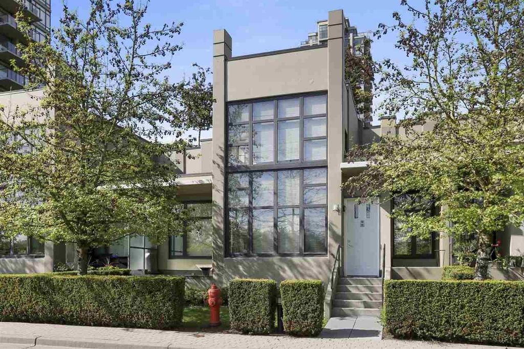 listing image 1102817534253510256
