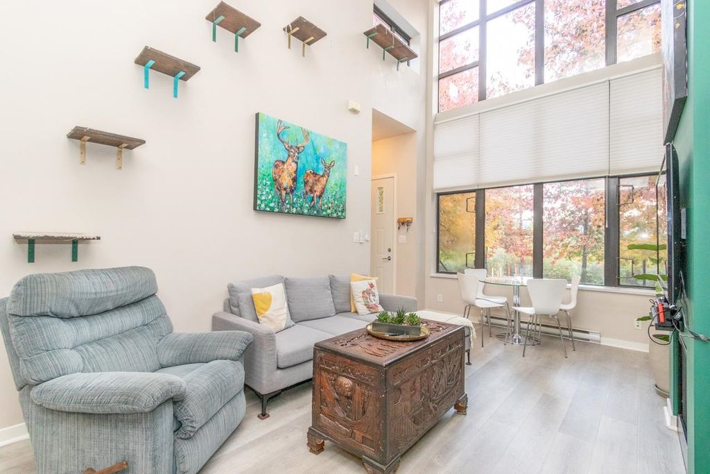 listing image 1103040840967879821