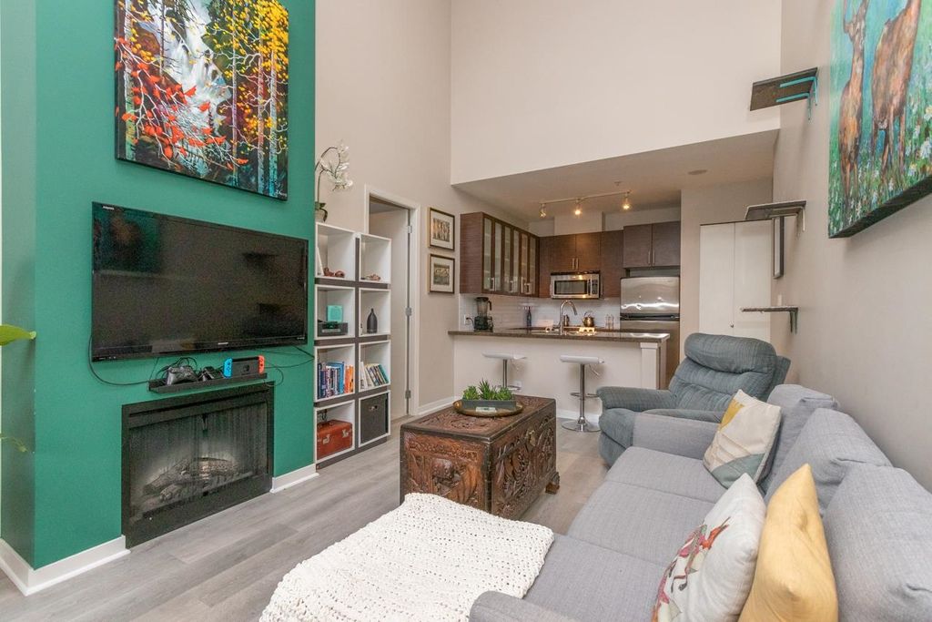 listing image 1107547515392405807