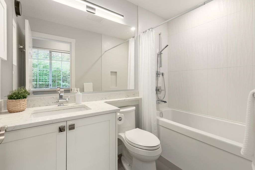 listing image 1105631581844628490