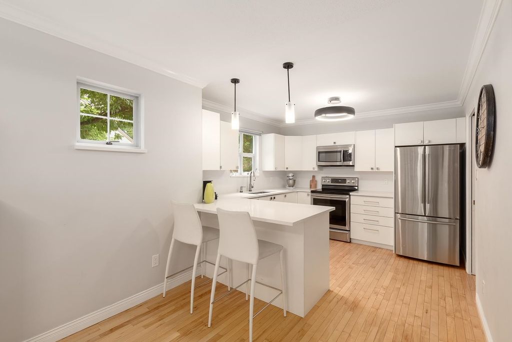 listing image 1101211799224850249