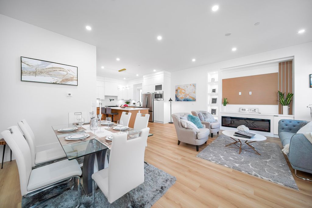 listing image 1109093378402623130