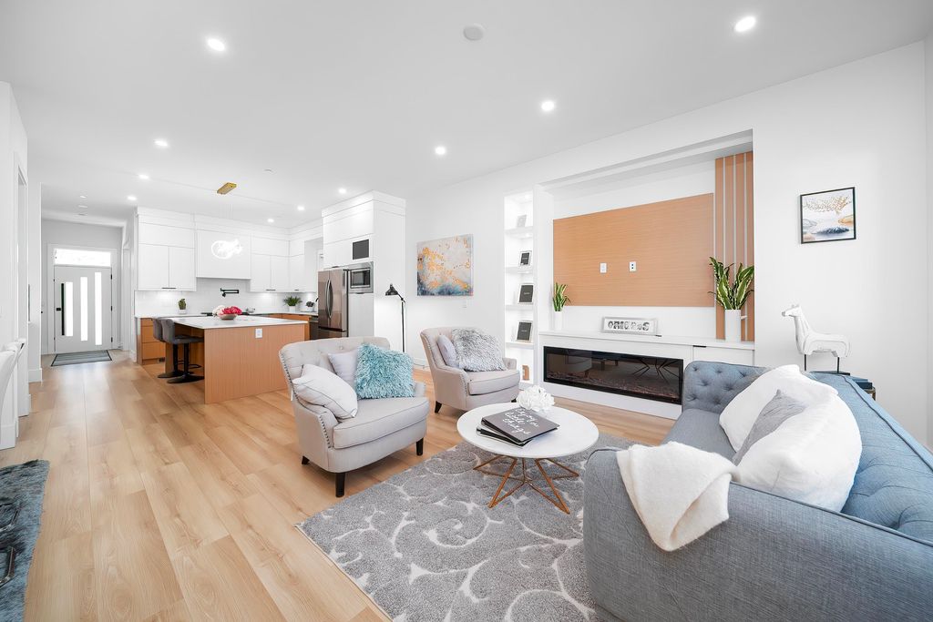 listing image 1102032485592388440