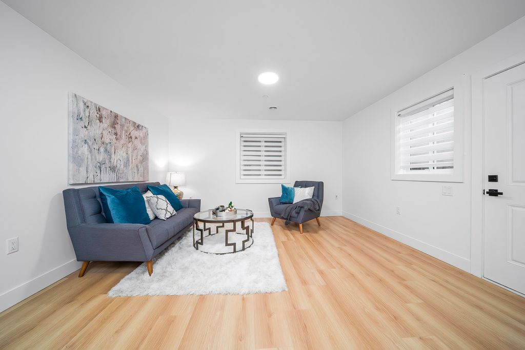 listing image 1109228640933053039
