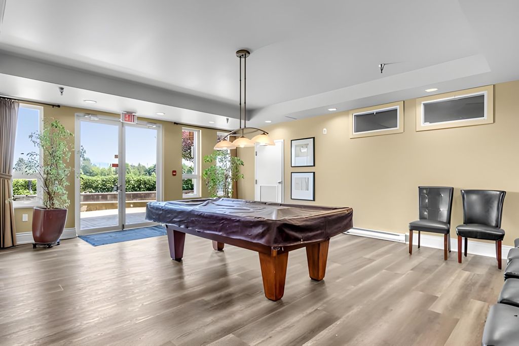listing image 1107616058035803926