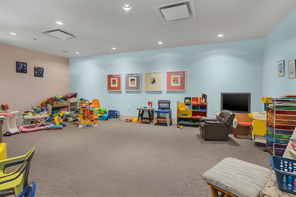listing image 1101871246151312410