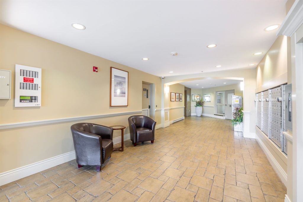 listing image 1107921491246326749