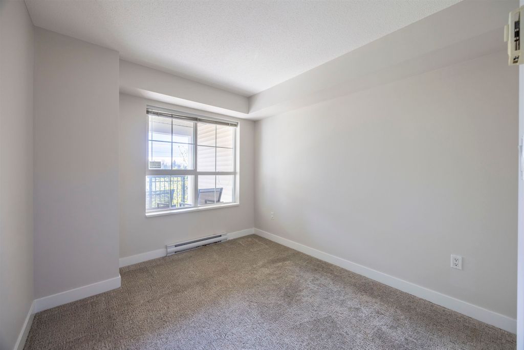 listing image 1104135042688817165