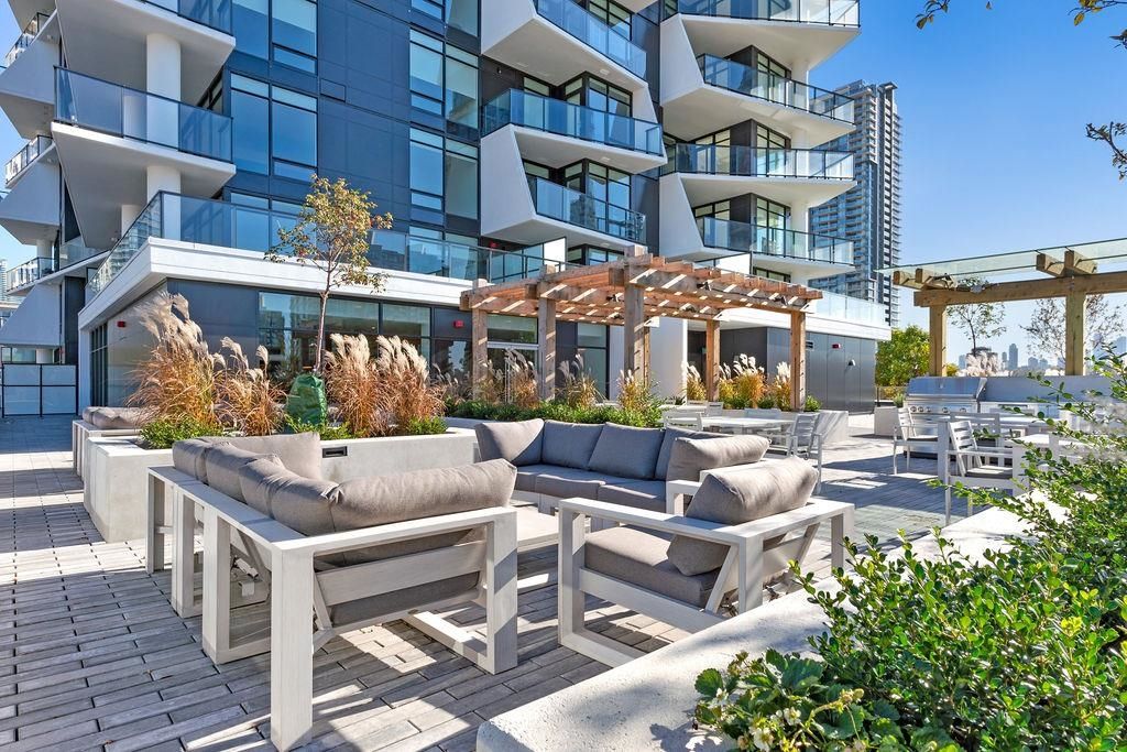 listing image 1105252145766566281