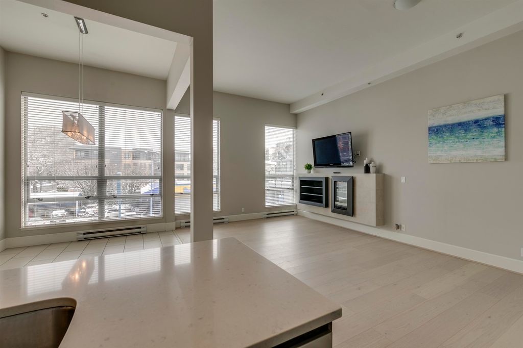 listing image 1102941199818548620