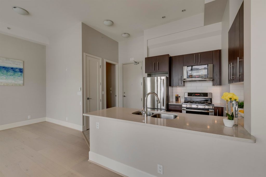 listing image 1104131908198603627