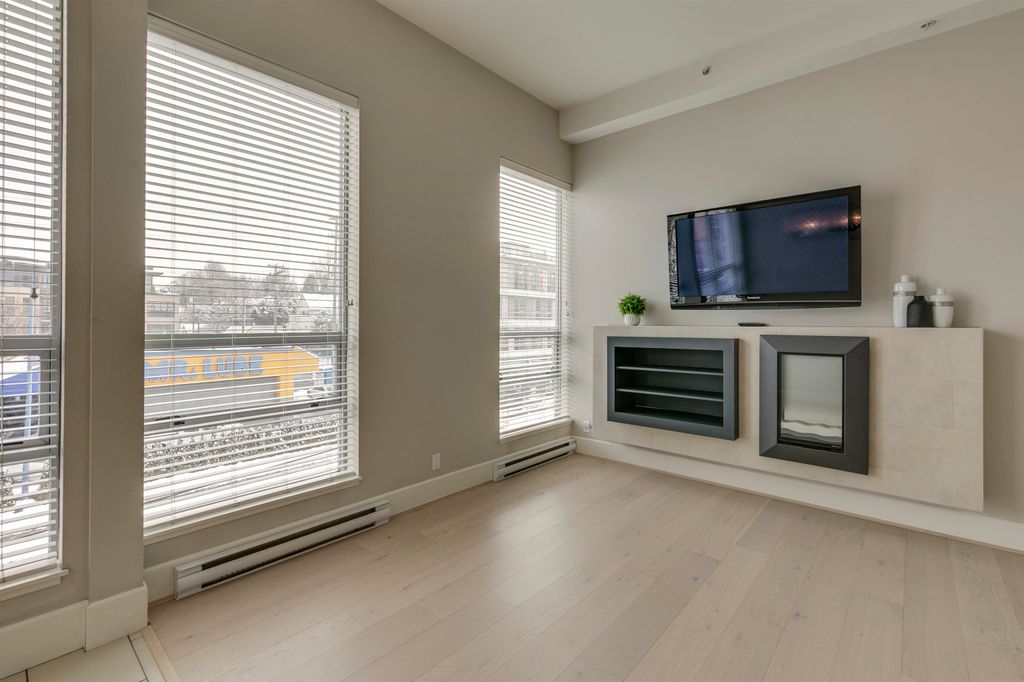 listing image 1107847051798757530