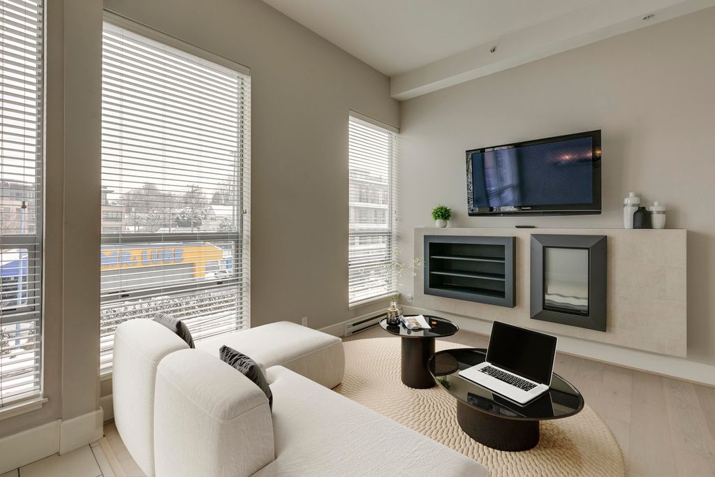 listing image 1107252390352816082